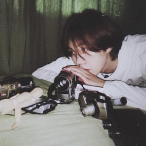 动漫女性走光露尿道
